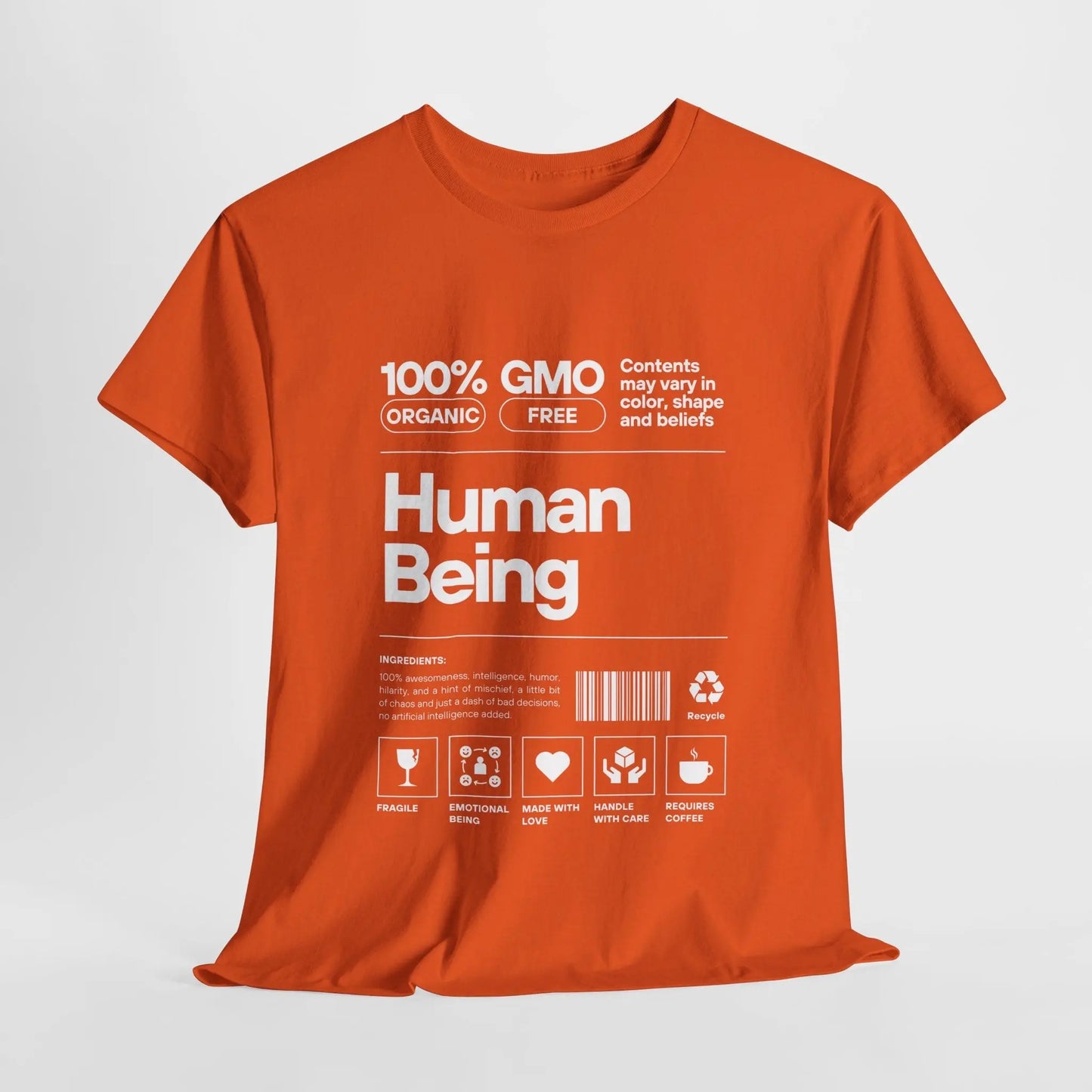 Oranges Bio-T-Shirt „Human Being“-Design mit weißem Druck, liegend präsentiert.