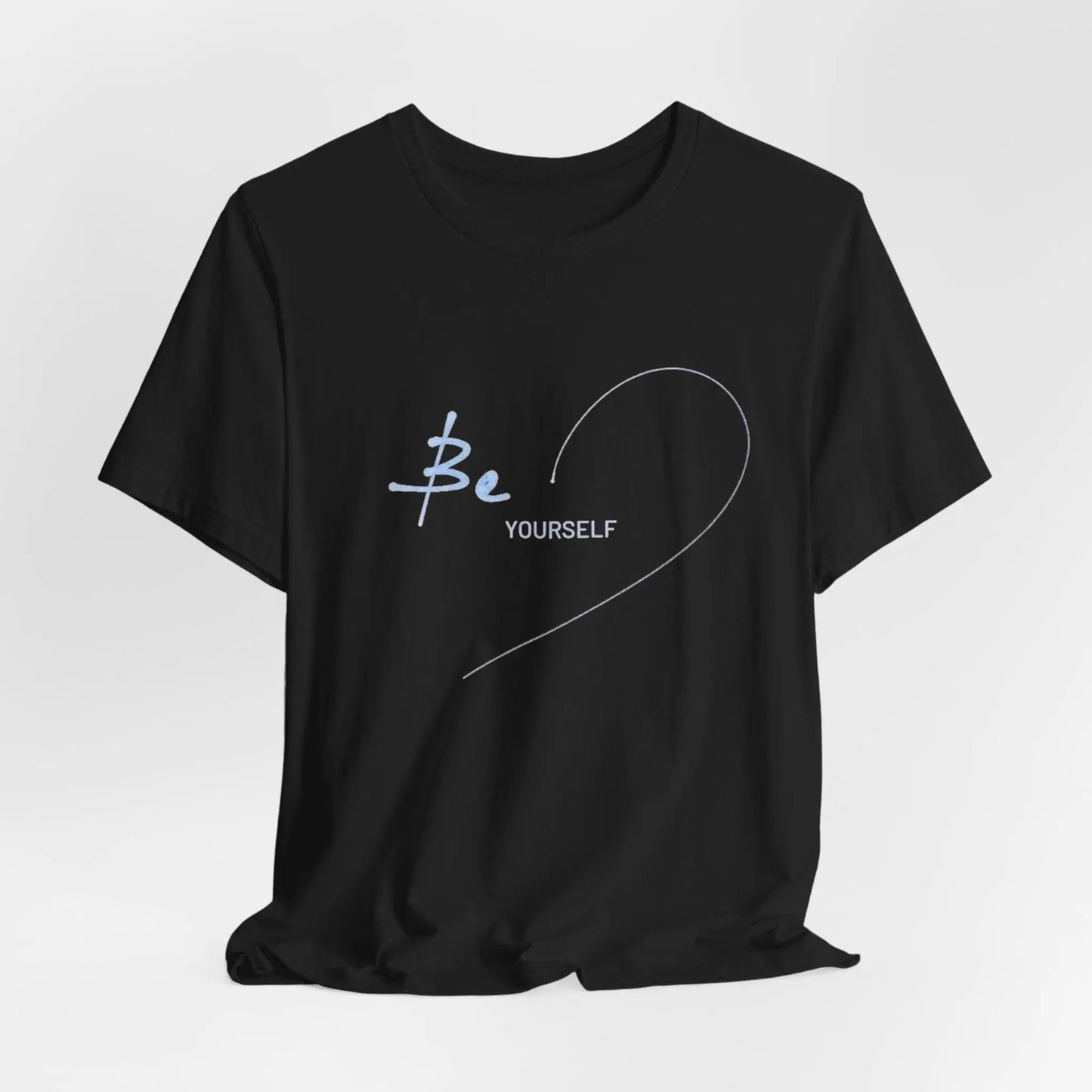 „Be Yourself“ – Schwarzes T-Shirt mit Herzmotiv | Unisex Shirt mit inspirierendem Spruch - ElmunoT-Shirt