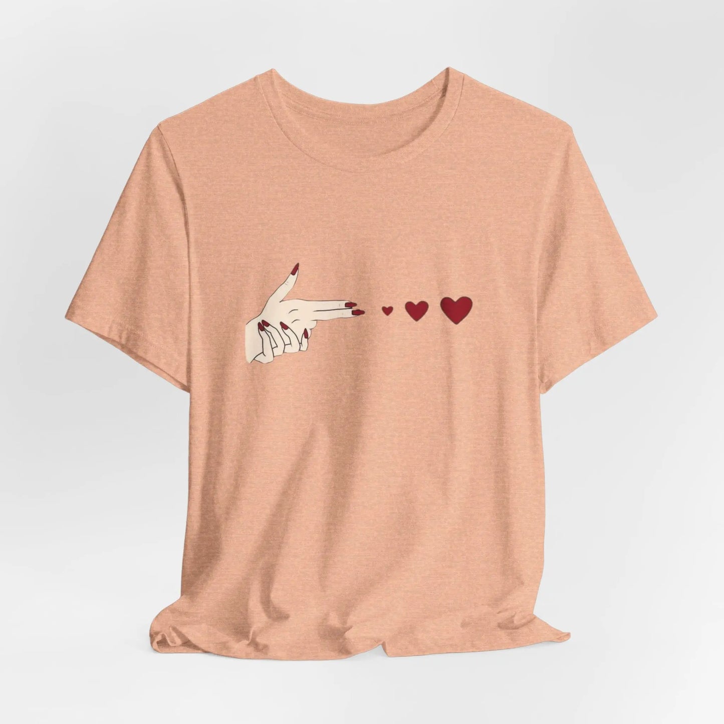Love Shot T-Shirt | Verspieltes Herz - Motiv im Unisex Design – Hand mit Herz - Emoji - ElmunoT-Shirt