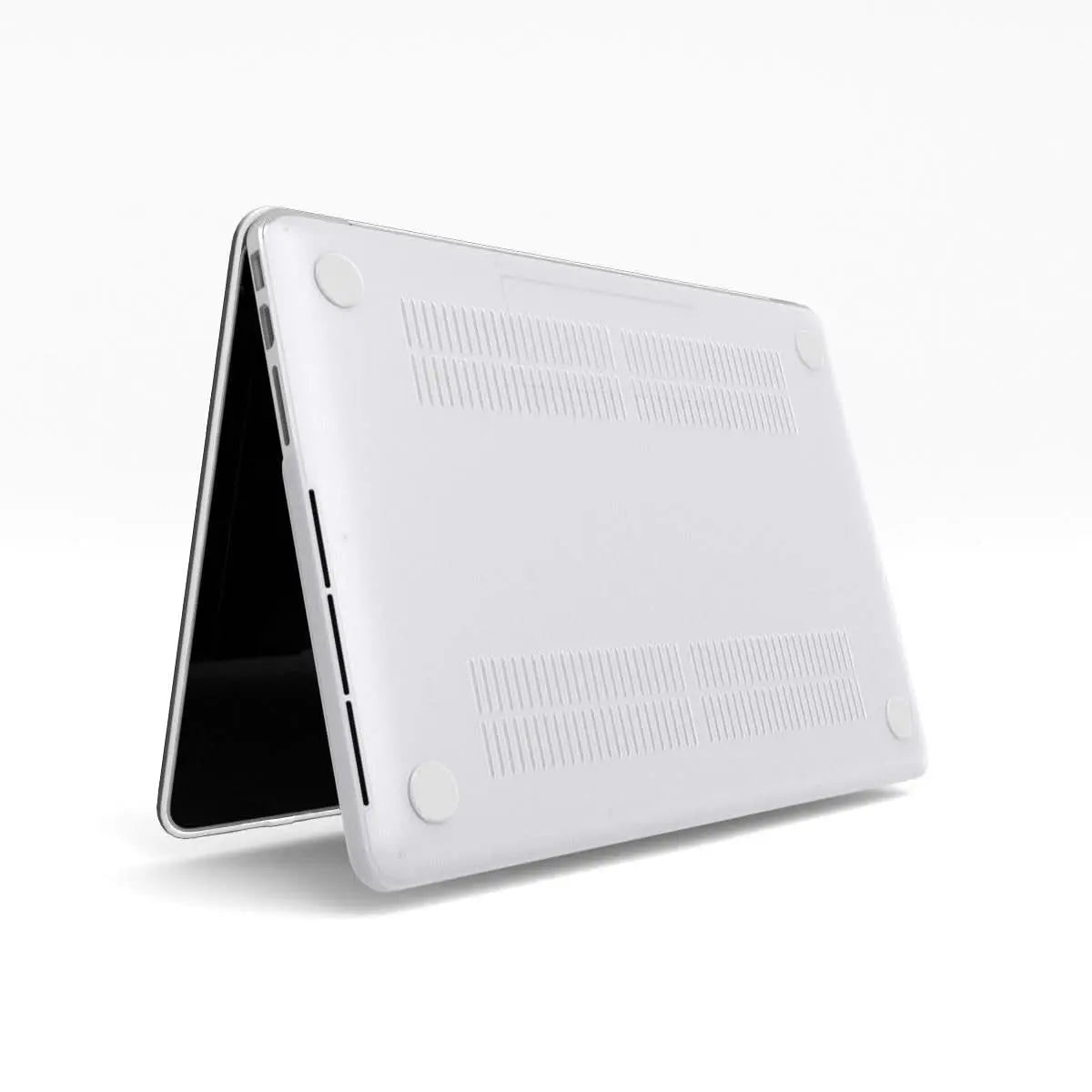 Unterseite der MacBook Hülle mit Belüftungsschlitzen und rutschfesten Gummifüßen für stabilen Halt