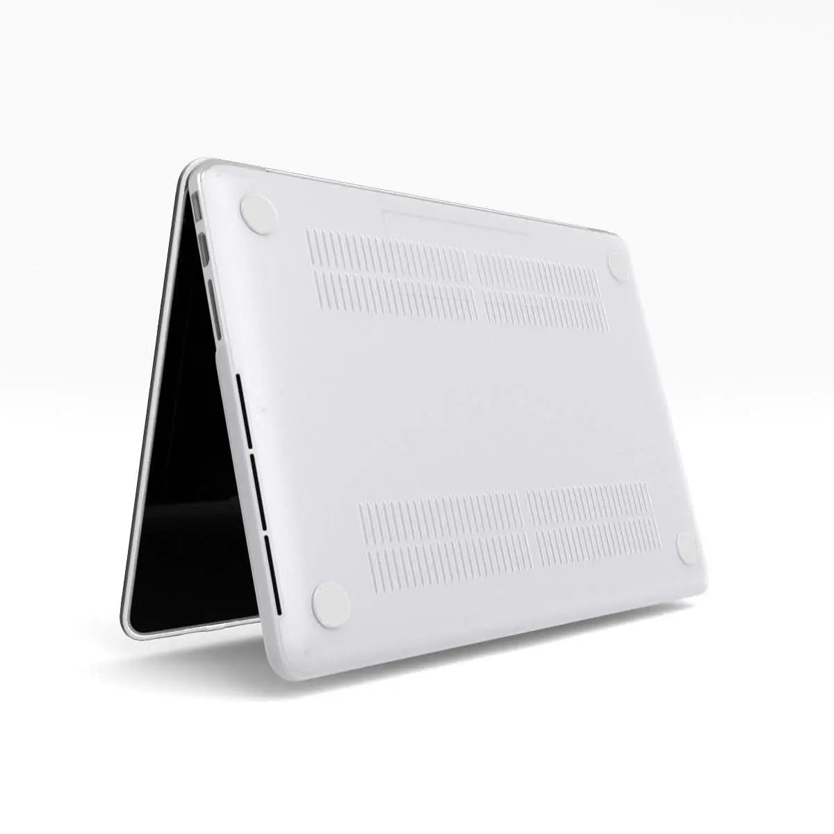 Unterseite der MacBook Hülle mit Belüftungsschlitzen und rutschfesten Gummifüßen für sicheren Halt