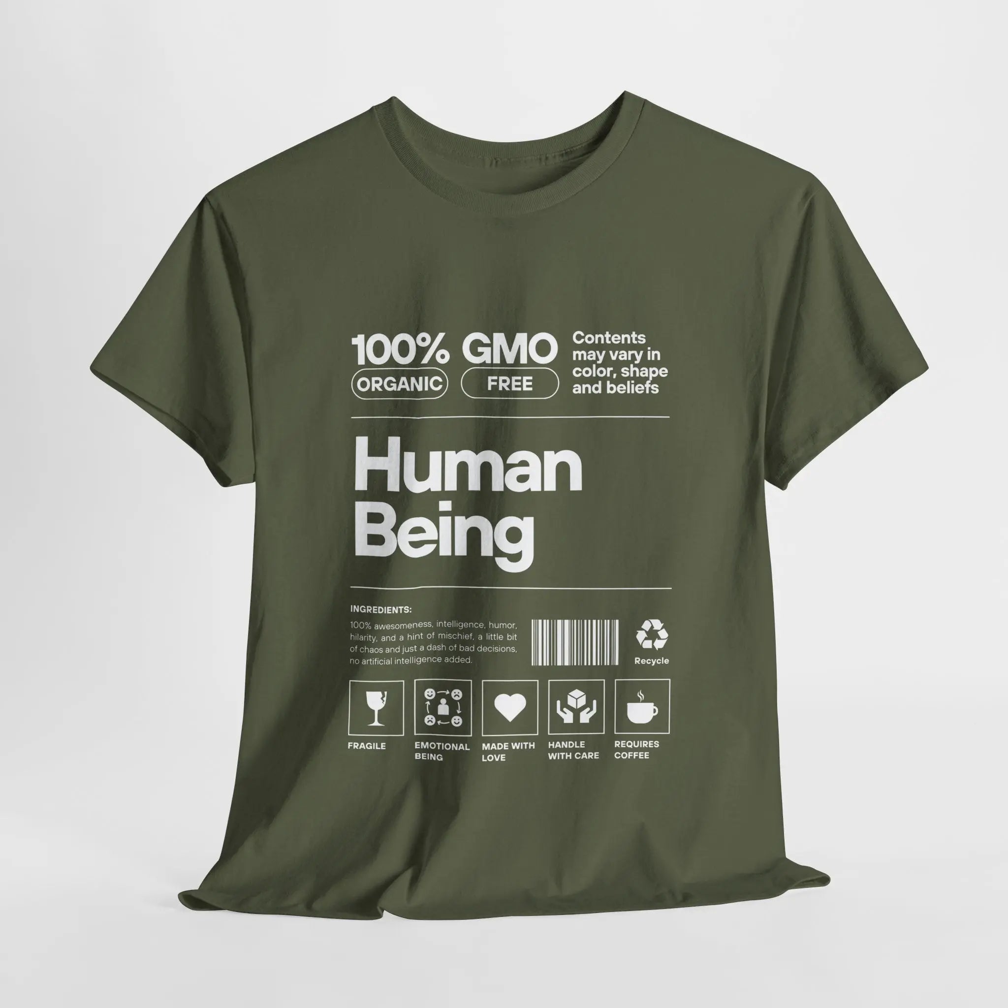 Olivgrünes Bio-T-Shirt „Human Being“-Design mit weißem Druck, liegend.