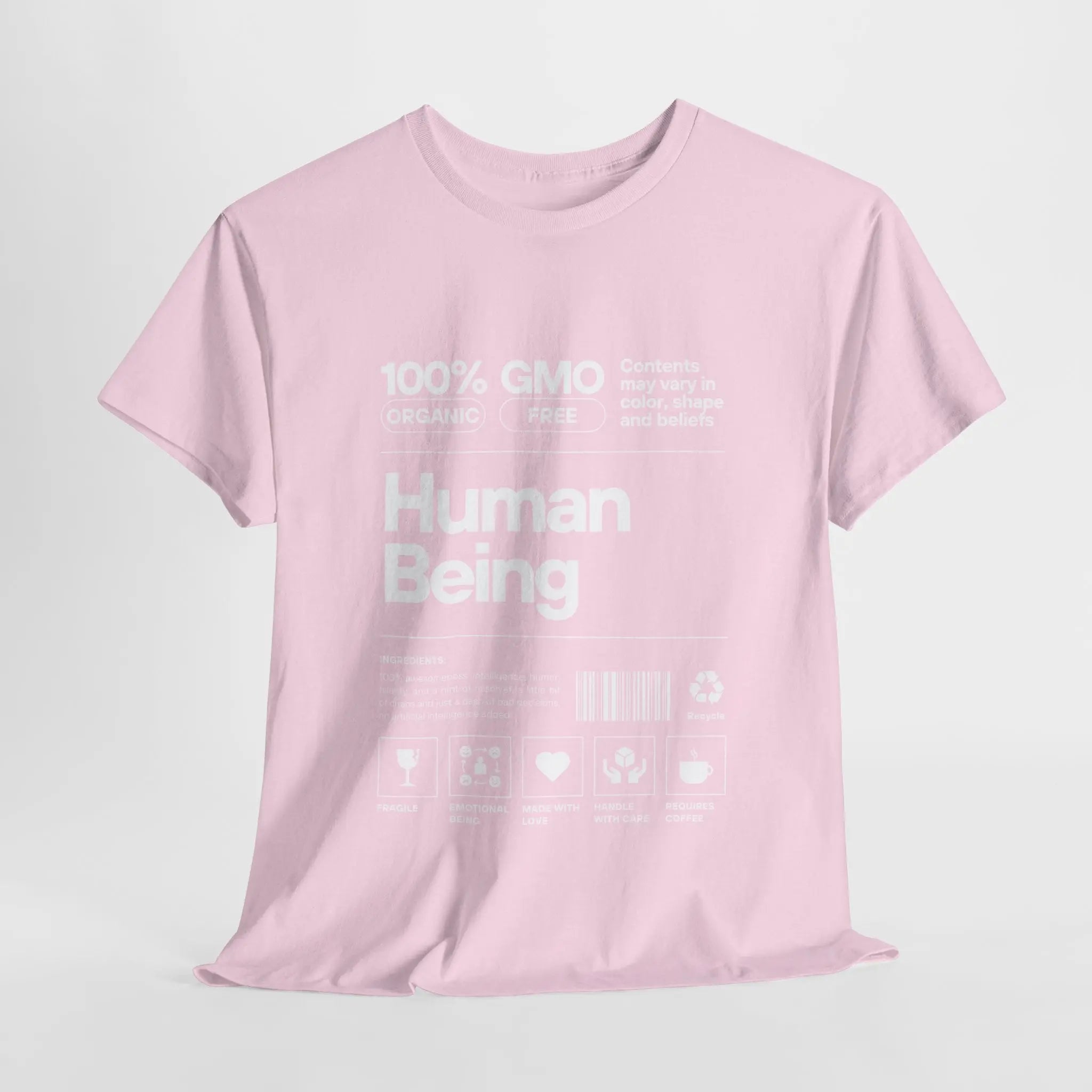 Rosa T-Shirt Vorderseite – Design mit "Human Being" Aufdruck in Weiß.
