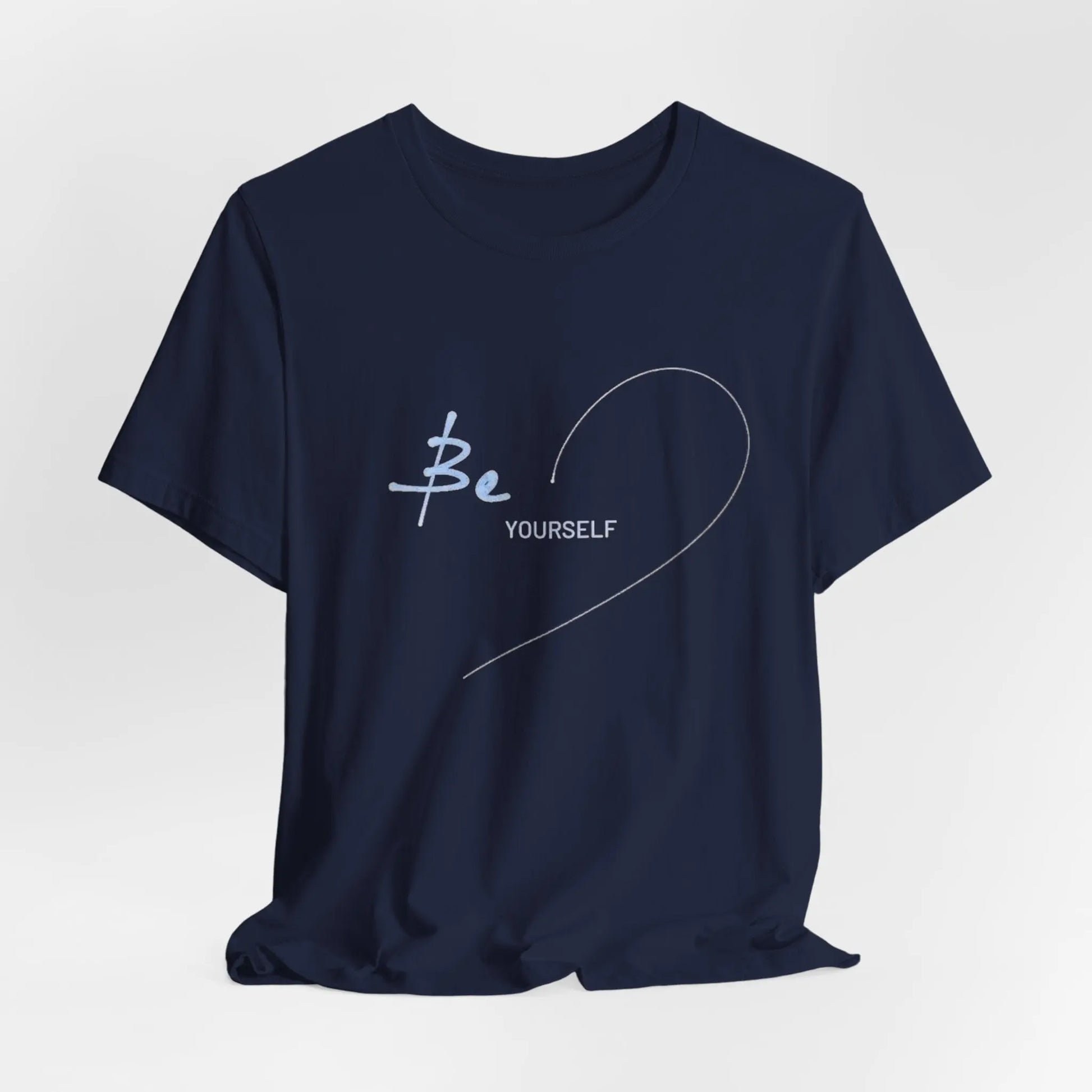 „Be Yourself“ – Schwarzes T-Shirt mit Herzmotiv | Unisex Shirt mit inspirierendem Spruch - ElmunoT-Shirt