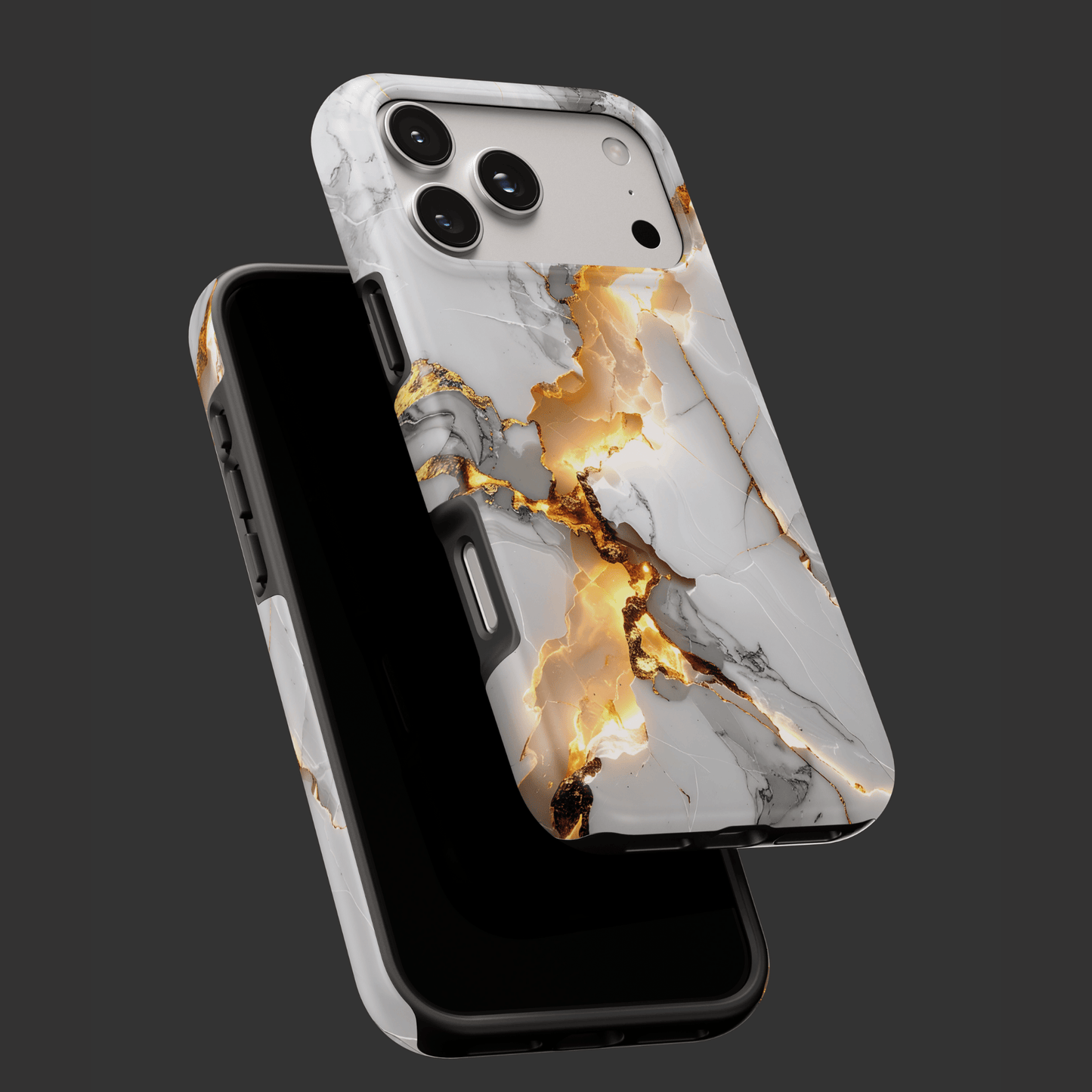 golden-fracture-handyhuelle-iphone-modell – Stoßfeste Handyhülle im Marmor-Look auf iPhone mit Dual-Layer-Schutz.