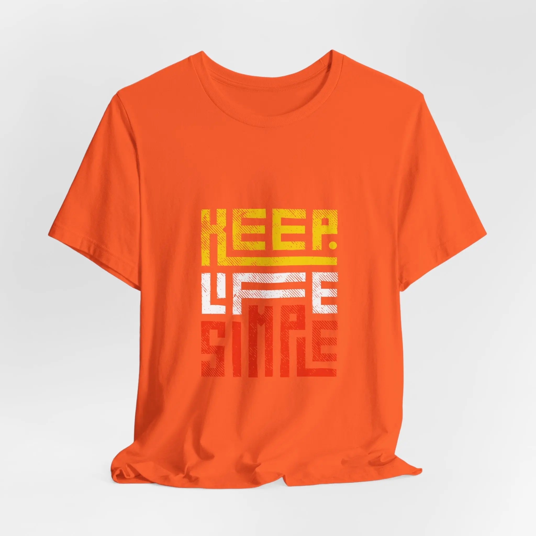 Orangefarbenes T-Shirt mit "Keep Life Simple"-Design