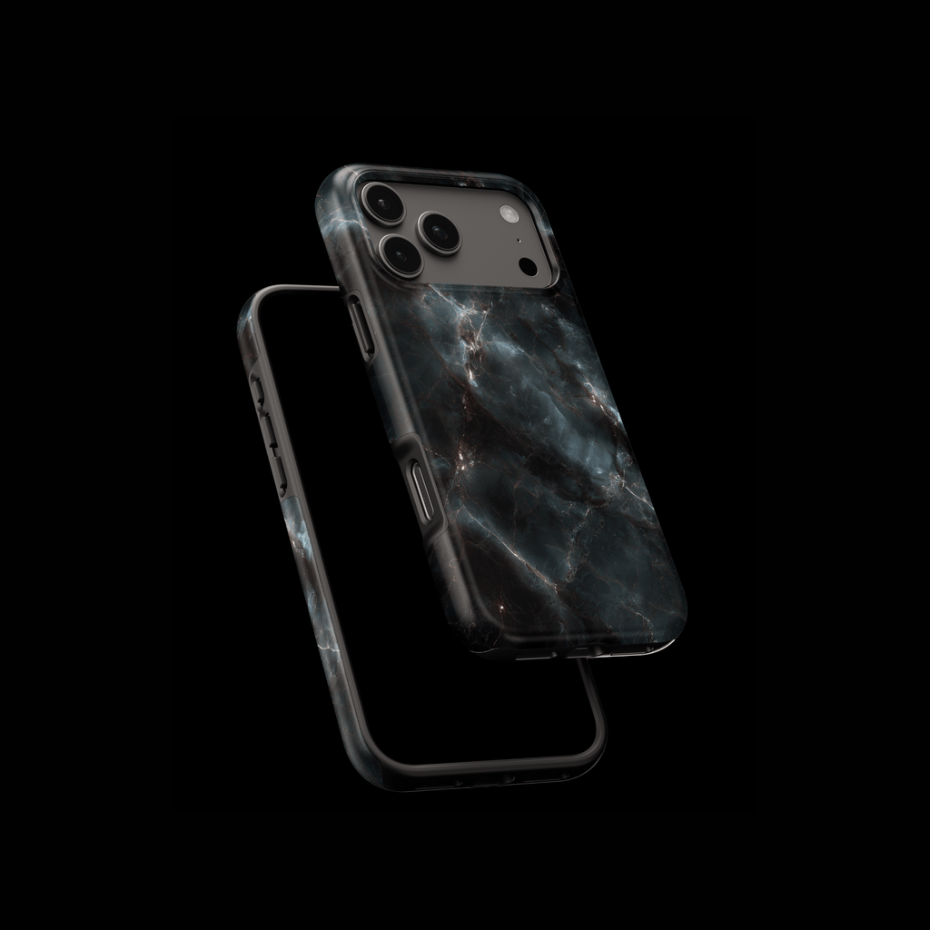 iPhone-Mockup mit „Midnight Surge“ Hülle