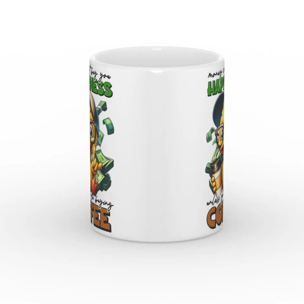 Seitenansicht einer weißen Keramiktasse mit dezentem Fokus auf das durchgehende Design mit der gelben Ente und dem Text „Happiness“ sowie „Coffee“.