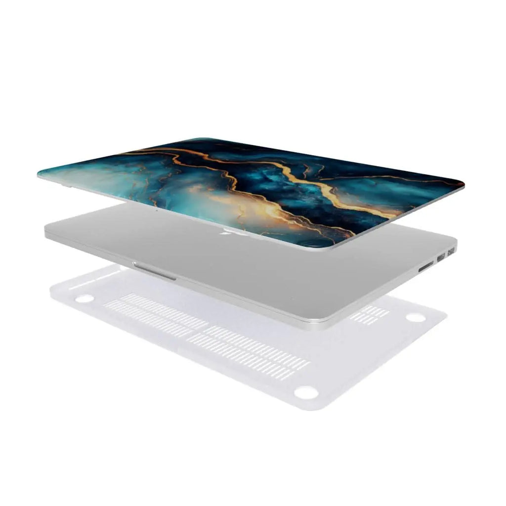 Explosionsansicht der MacBook Hülle im tiefblauen Marmor-Design – Schutz und Belüftung