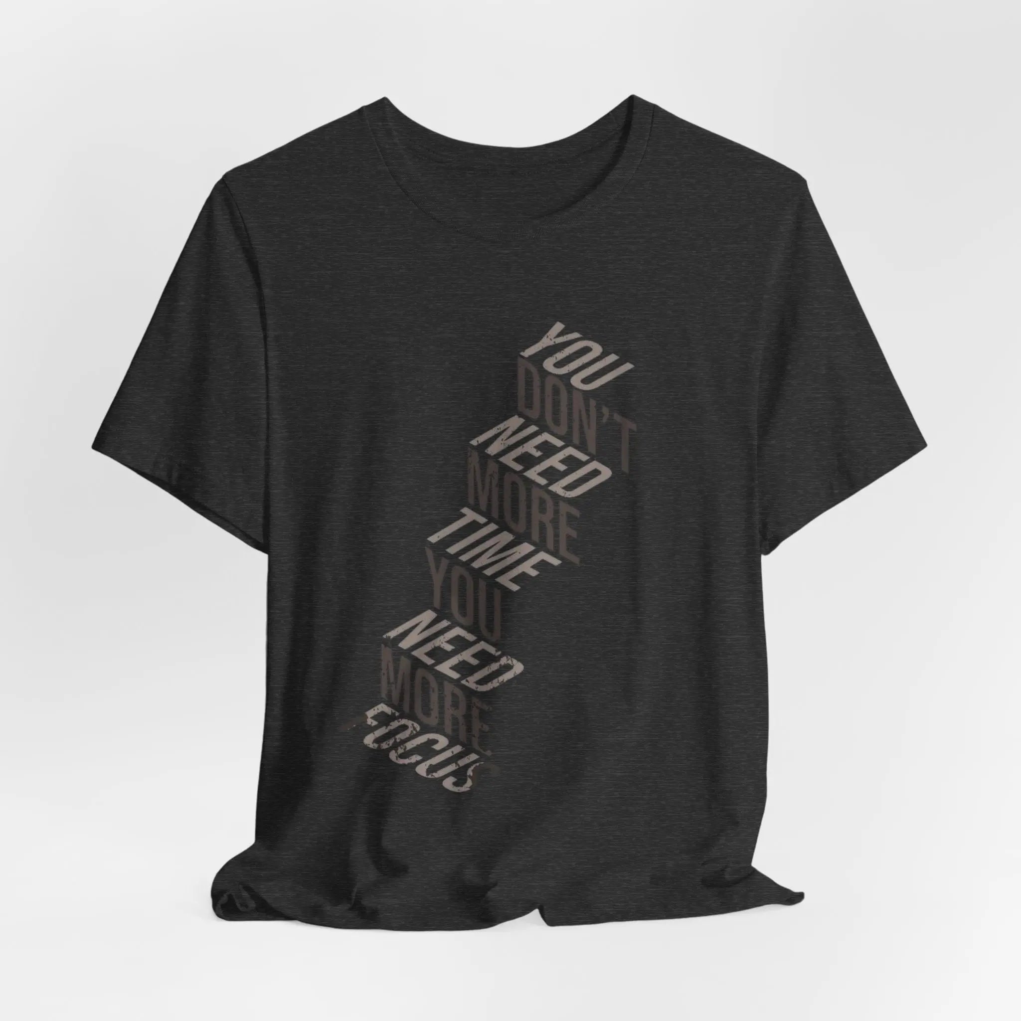 Motivationsshirt Herren & Damen – „You Need More Focus“ – Heather Ice Blue | Bella+Canvas 3001 Unisex Shirt - ElmunoT-Shirt