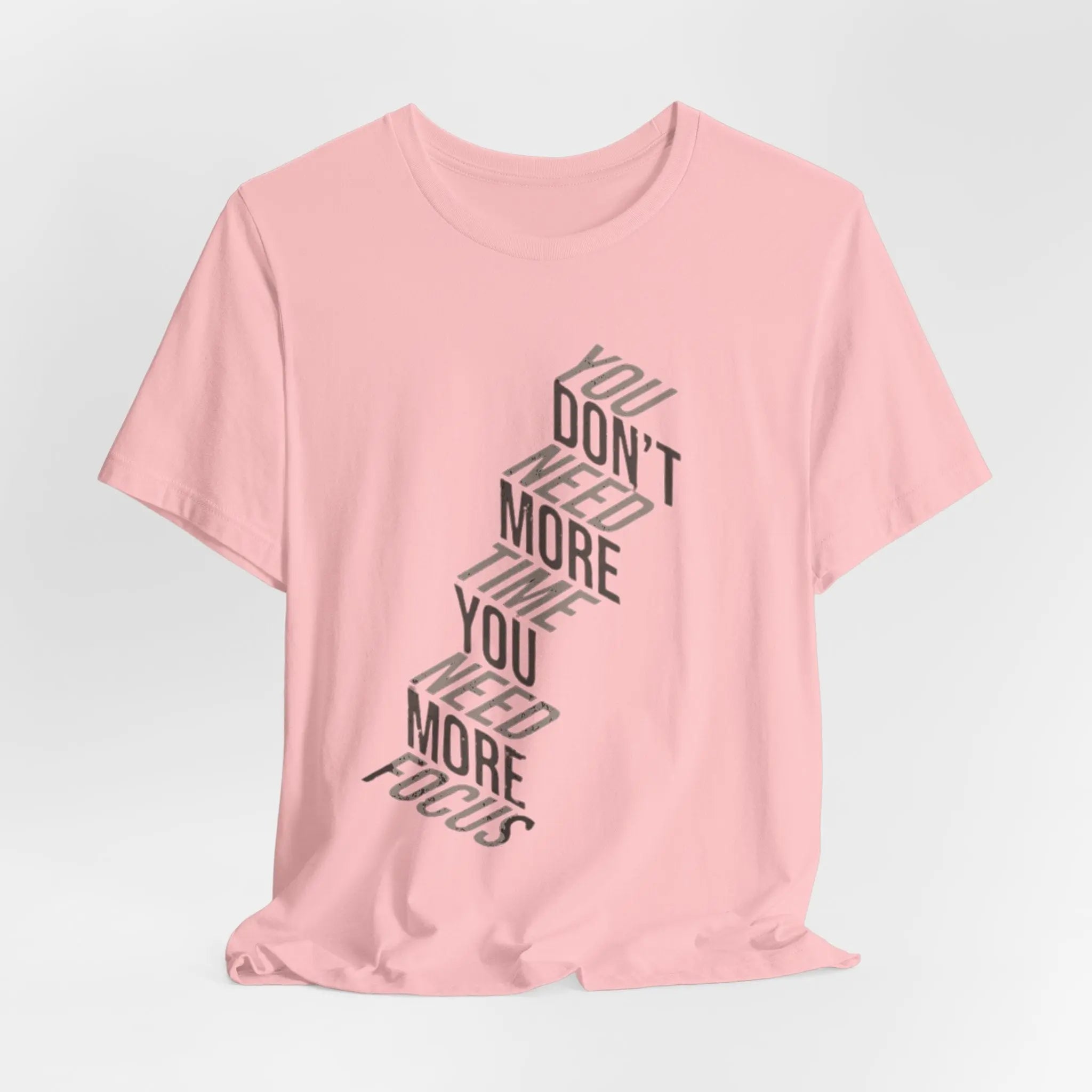 Motivationsshirt Herren & Damen – „You Need More Focus“ – Heather Ice Blue | Bella+Canvas 3001 Unisex Shirt - ElmunoT-Shirt